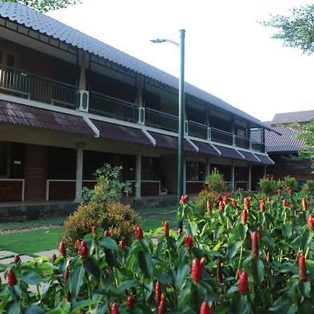 Green Planet Hotel Mattanur Dış mekan fotoğraf
